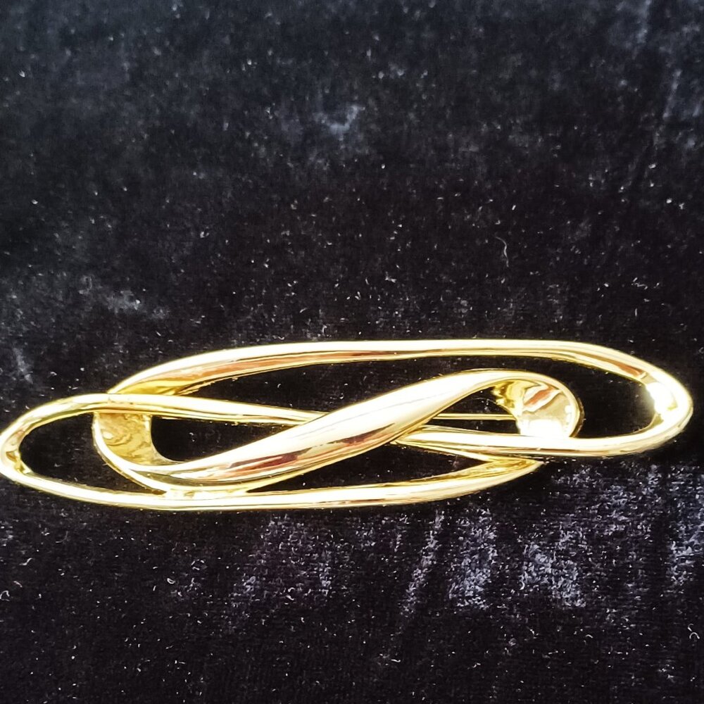 VIntage Gold-tone Brooch
